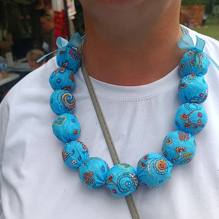 Текстильные бусы