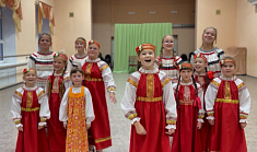 Уральская плясовая песня "Кузя едет на коне"