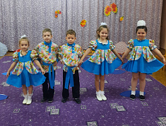 Русская народная песня "Серенький козлик"