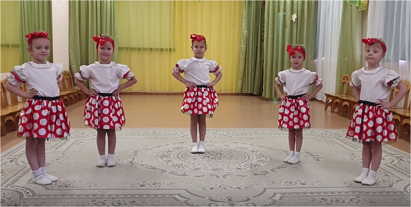 Русская народная песня "Комарочек"