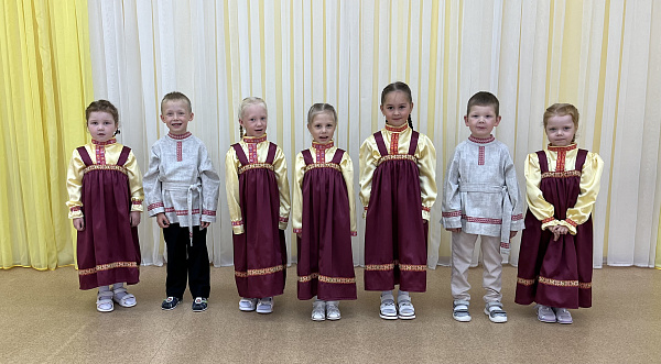 Коми- пермяцкая песня "Учет пиэз" (малыши)