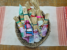 "Танец чувашских соломенных кукол"