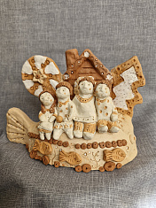 "Дерево держится корнями, а человек семьей"