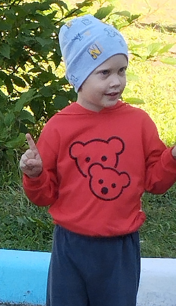 "В лесу родилась ёлочка"