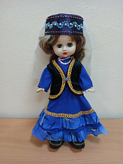 "Кукла в татарском национальном костюме"