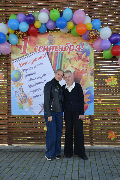 Любопытная белка