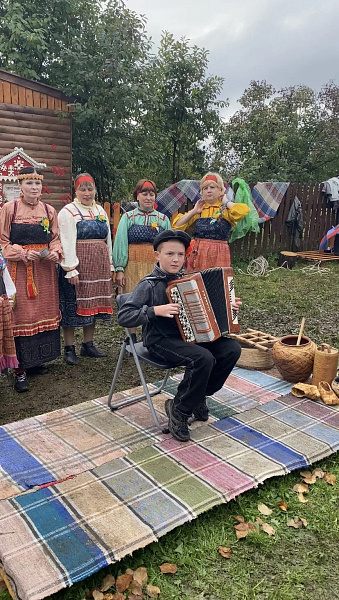 Живая нить времени