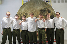 «Нам бы жить…»