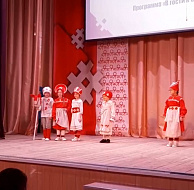 "На деревне к бабушке"