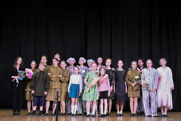 Спектакль "1418 дней детства"