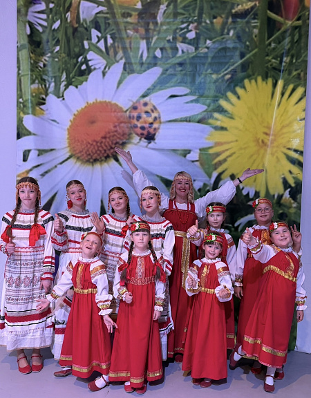 Песня "Виноград расцветает"