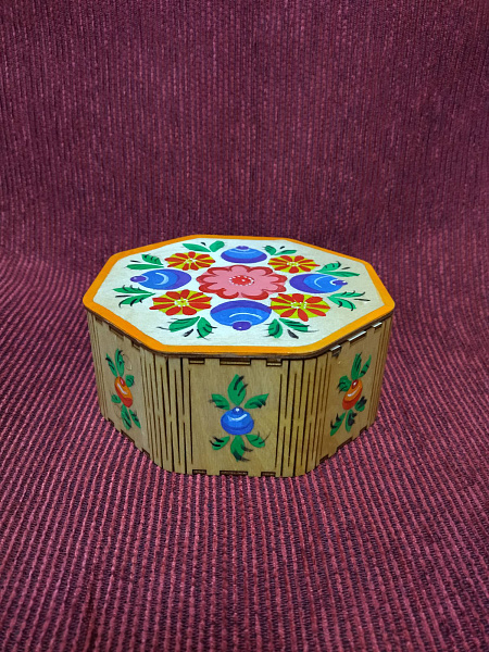"Расписная шкатулка"