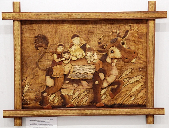 Панно "Вся семья в куче, не страшна и туча"