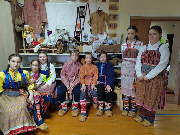 Костюм северных коми-пермяков