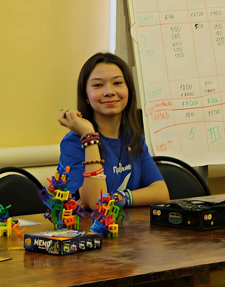 «Дом окнами в детство»