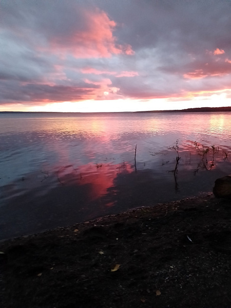 "Алый закат"
