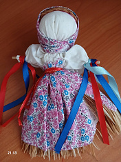 Кукла в русском национальном костюме
