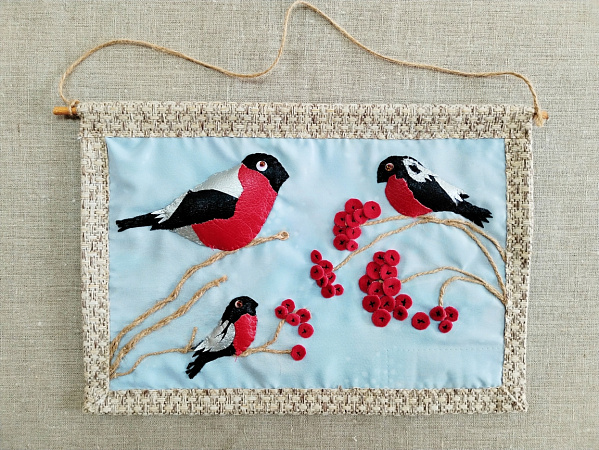 Панно "Семейка снегирей"