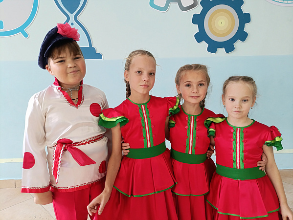 «Яблочки»