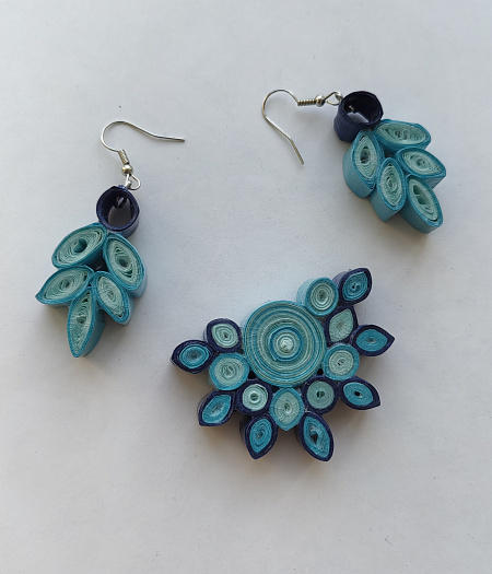 "Бумажная бижютерия"