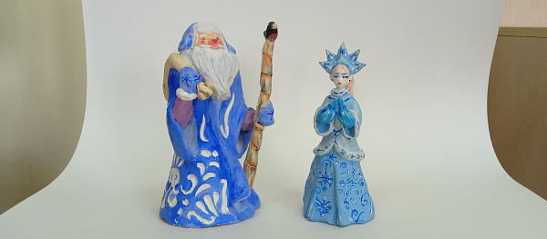 Дед мороз и снегурочка.